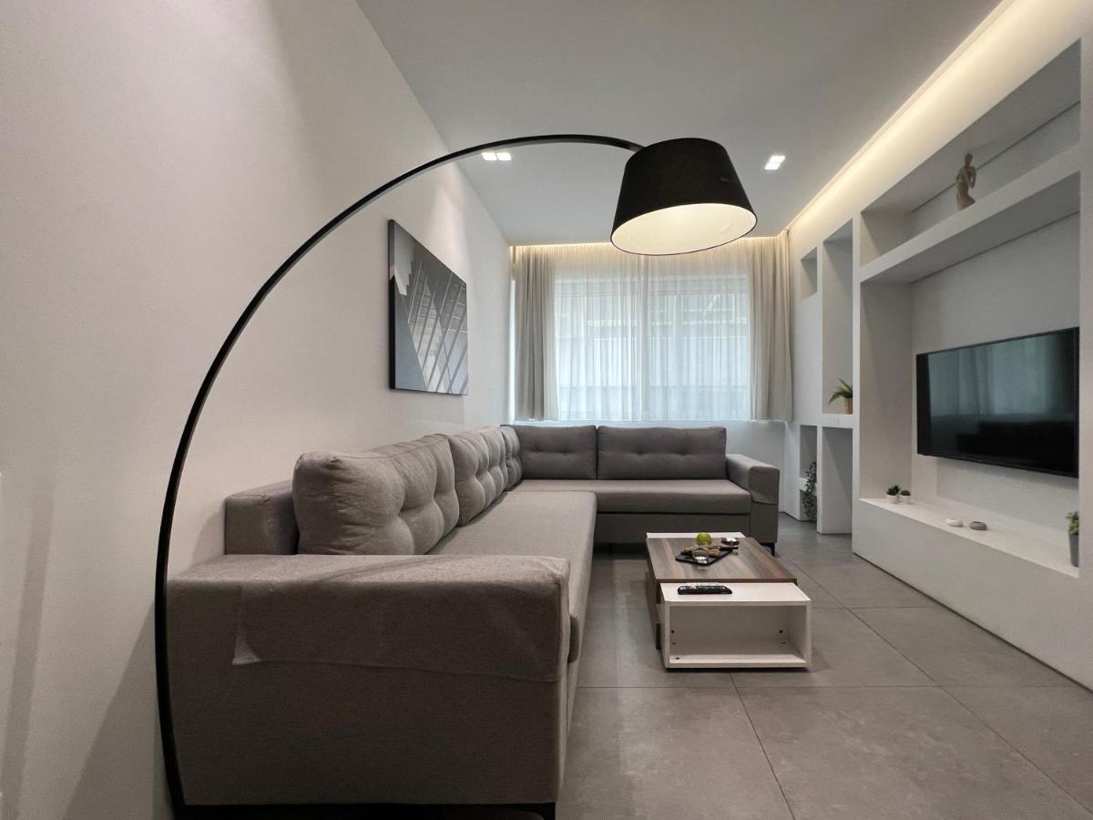 The Dazzling Glimpse Acropolis Suites Афины Экстерьер фото