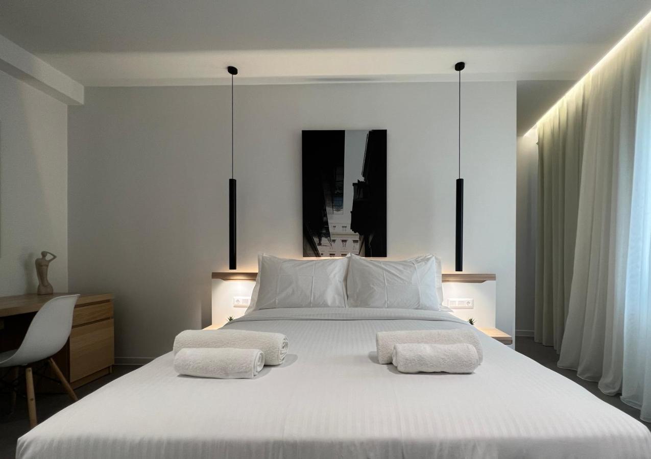 The Dazzling Glimpse Acropolis Suites Афины Экстерьер фото