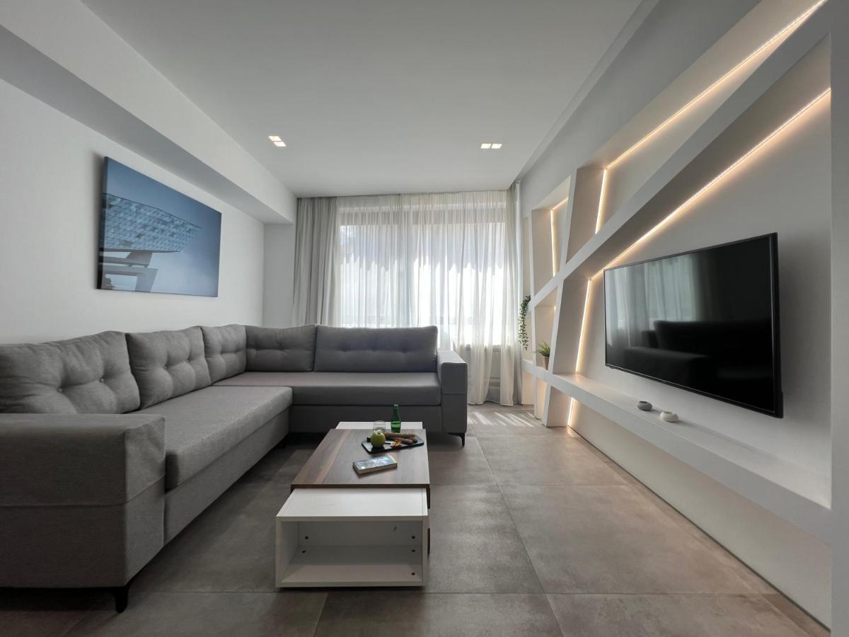 The Dazzling Glimpse Acropolis Suites Афины Экстерьер фото
