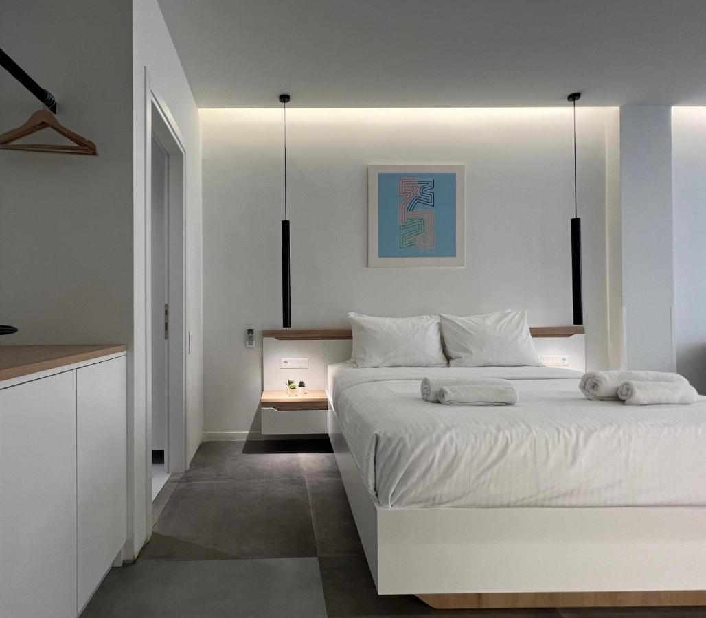 The Dazzling Glimpse Acropolis Suites Афины Экстерьер фото