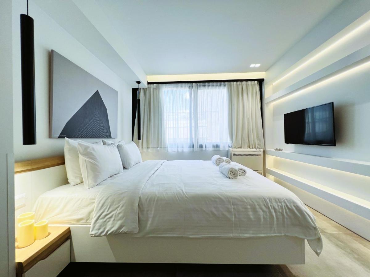 The Dazzling Glimpse Acropolis Suites Афины Экстерьер фото