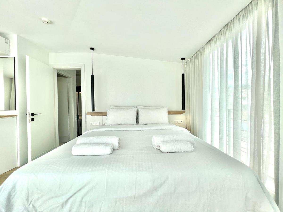 The Dazzling Glimpse Acropolis Suites Афины Экстерьер фото